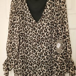 Vince Camuto, New, XL, long sleeved leopard blouse
